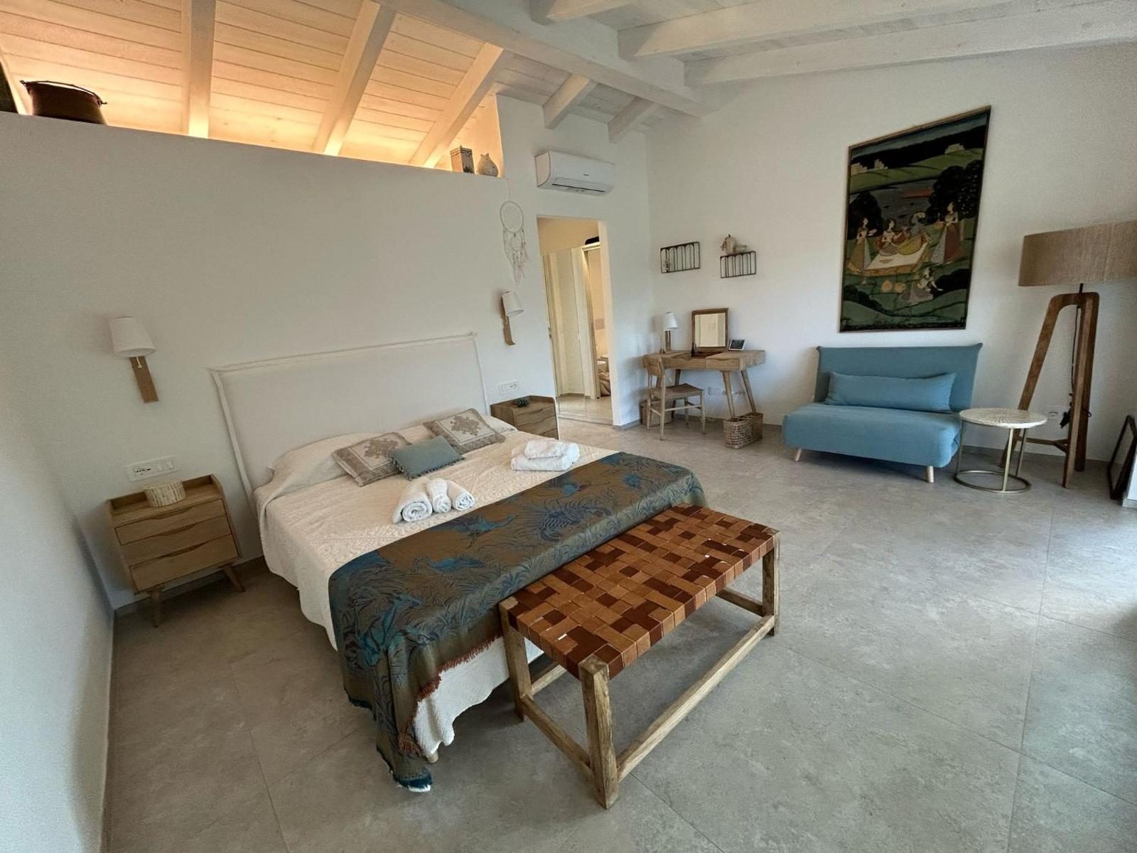 Villa Aurea · villa con piscina privata in Costa Smeralda, Olbia,